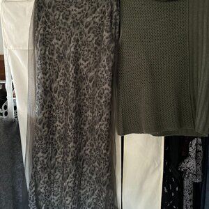 TSE cashmere sleveless sweater and Del Rosario animal print skirt